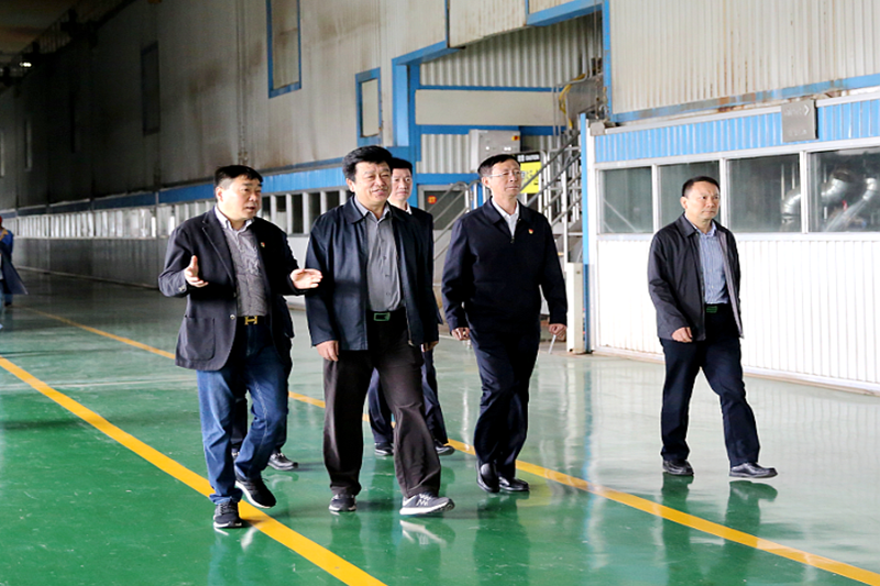 2019年5月8日，时任国度水利部原总工程师、水利部参咨委副主任委员汪洪莅临888集团电子游戏纸业调研节水工作