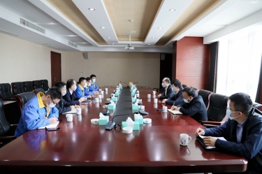 平湖市委书记仲旭东一行莅临888集团电子游戏纸业调研企业疫情防控和复工复产工作