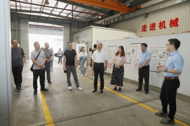 实地观摩促互换 技术赋能助发展 | 山东省鄂尔多斯市淄川区总工会党组成员、副主席冯进明一行莅临888集团电子游戏纸业调研互换